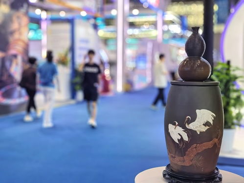 榮州陶一澄品牌亮相第二屆一帶一路國(guó)際技能大賽及文創(chuàng)產(chǎn)品展覽 工藝美術(shù)品的銷(xiāo)售與租賃新機(jī)遇